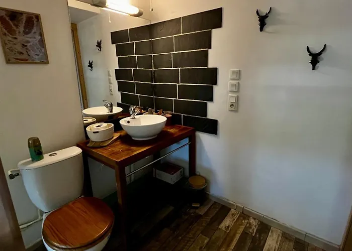 Style Proche Cite Carcassonne & De La Cavayere